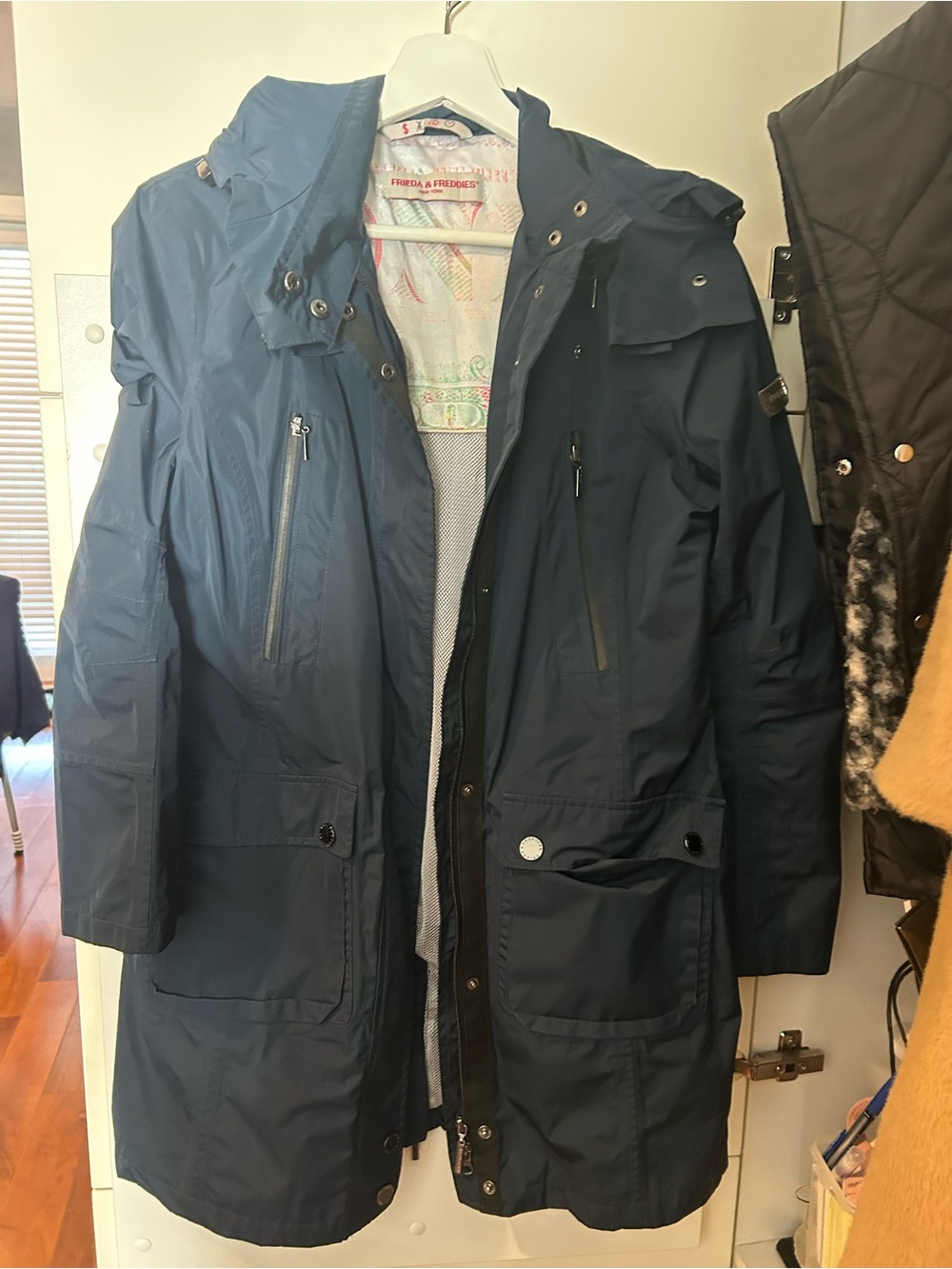 Women's medium  New York brand Frieda and Freddie’s navy Hooded Raincoat Jacket